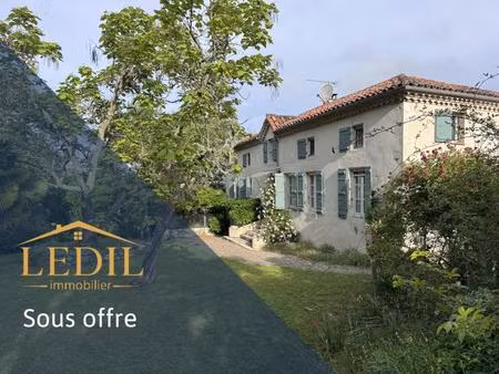 propriété rare – vue dominante sur 6 ha