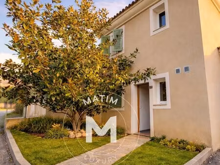 maison jumelée avec terrasse et jardin à patrimonio – à 5 min de saint-florent