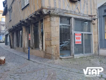 hyper centre-ville - local commercial en angle de rue