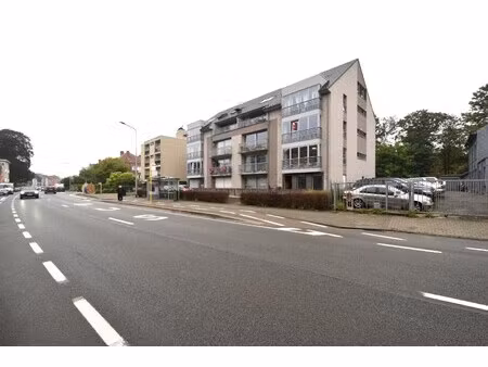 appartement te huur in sint-amandsberg met 2 slaapkamers