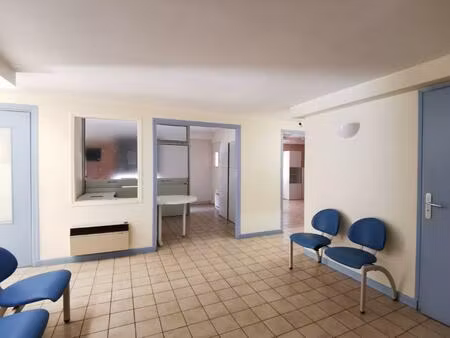 achat local professionnel 114m²