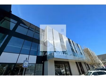 achat local professionnel 76m² charbonnieres les bains 69260