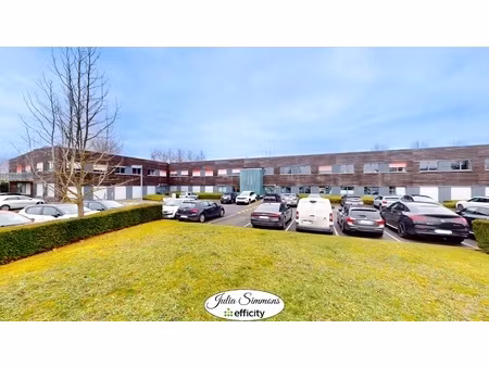 bureau 1 pièce - 42 m²