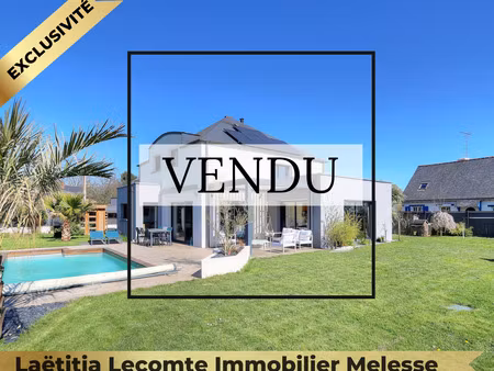 maison contemporaine 5 chambres avec piscine à melesse