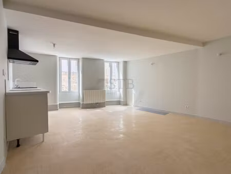 location appartement 2 pièces 47m² aubenas 07200