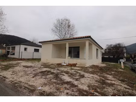 vente villa 4 pièces 91 m² à les salles-du-gardon (30110)  190 000 €