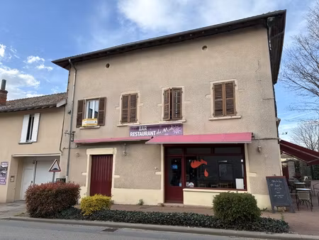 local commercial 7 pièces - 45 m²