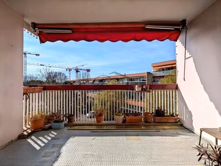 exclusivité vente appartement t3 avec terrasse et garage  13 090 aix en pce