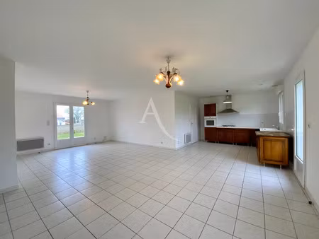 vente maison 4 pièces 92 m² à sainte-lheurine (17520)  178 500 €