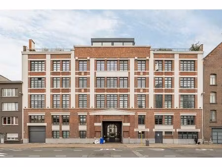 xxl loft met industriële ziel en terras