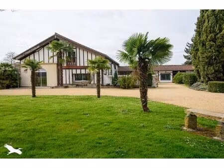 vente maison 5 pièces 173 m² barcelonne-du-gers (32720)