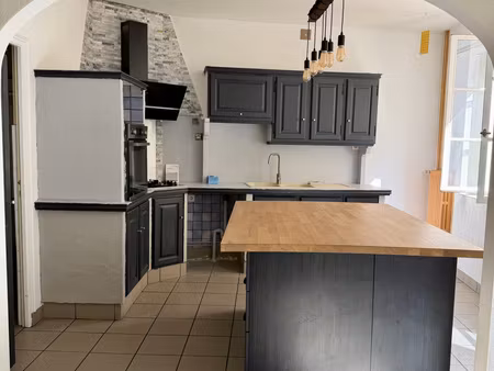 rare et charmante maison de village avec de beaux volumes