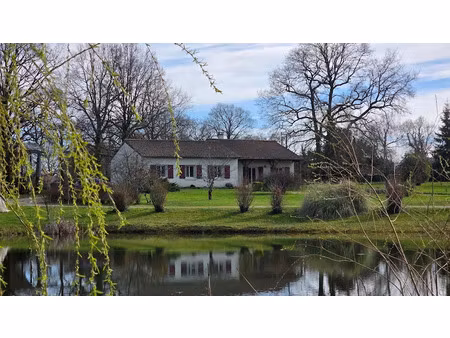 vente maison 6 pièces 133 m² à gajoubert (87330)  222 600 €