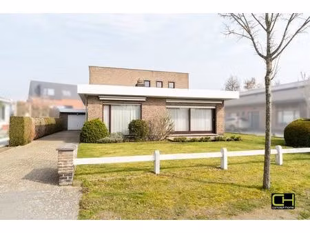 charmante open bebouwing met 4 kamers te lievegem