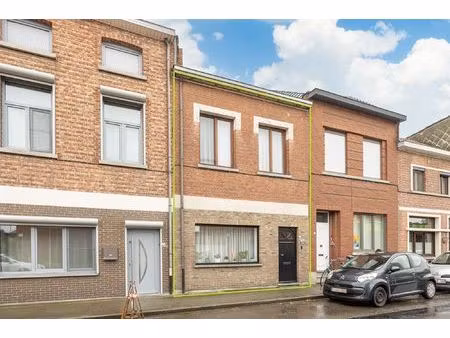 woning met vier slaapkamers en tuin te mechelen