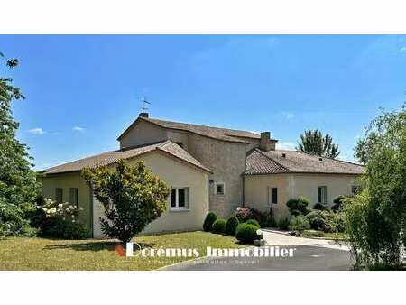 maison de luxe à vendre à tresses : 930 000 € | 255m²