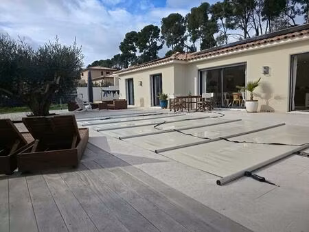 maison ollioules 5 pièce(s) 164 m2 989000 eur