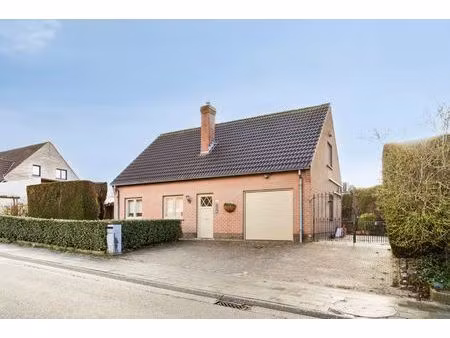 instapklare 4-gevelwoning op topligging