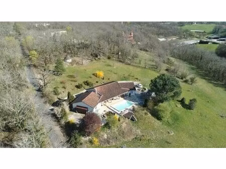 vente maison 6 pièces 165 m2 à salviac