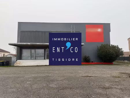 location local commercial 1 296m² boe 47550