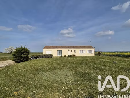 maison traditionnelle à thénezay (79390)