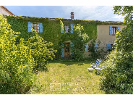 maison de charme en pierre avec jardin et belle vue dégagée dans les environs de die