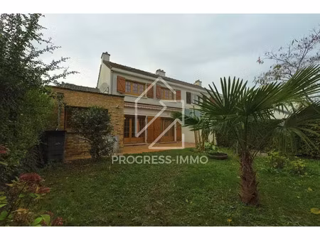 vente maison 6 pièces 107 m² à combs-la-ville (77380)  299 000 €
