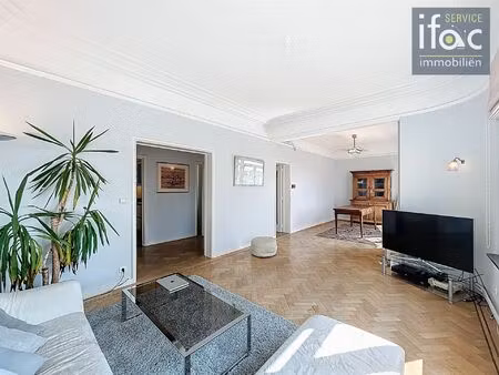 prachtig art deco appartement op de 8ste verdieping