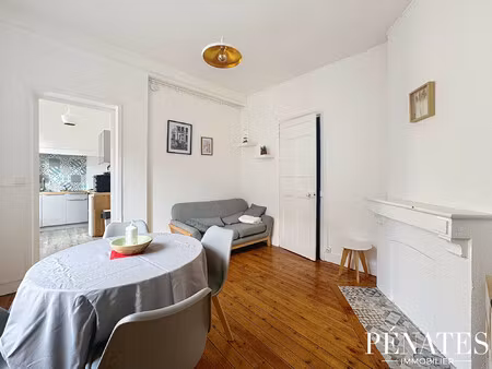 t2 de caractère faculté pasteur