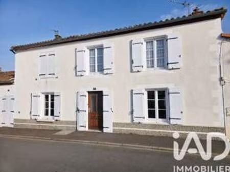 vente maison à saint-germain-de-longue-chaume (79200) : à vendre / 116m² saint-germain-de-
