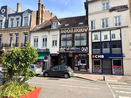 elbeuf centre : immeuble de 2 étages à fort potentiel