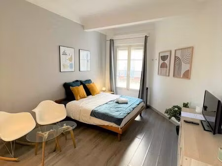 location appartement 1 pièce 22 m² à cannes (06400)