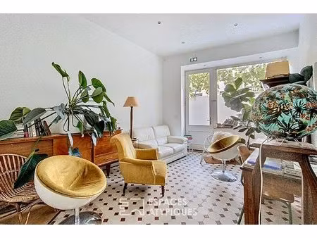 local commercial au coeur des chartrons