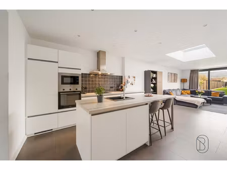 huis te koop in kluisbergen met 3 slaapkamers