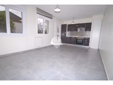 location appartement 2 pièces 37m² st michel sur orge 91240