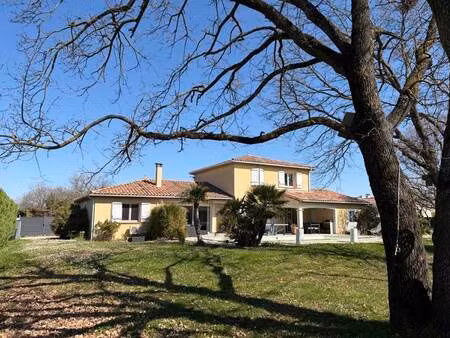 vente maison 6 pièces 165 m² saint-clar-de-rivière (31600)