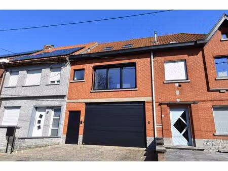 appartement te koop in harelbeke met 2 slaapkamers