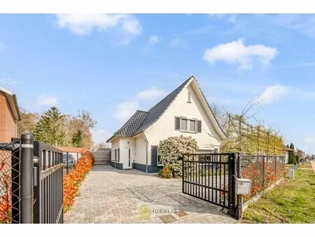 huis te koop in achel met 4 slaapkamers