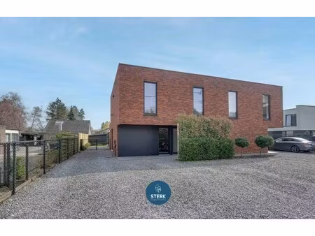 huis te koop in lanaken met 3 slaapkamers