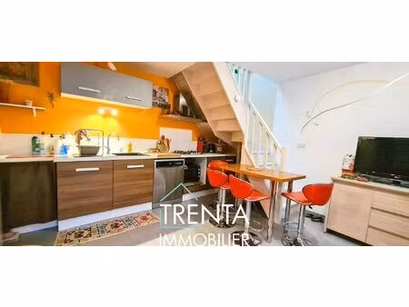 appartement de type t3 situé à aoste.