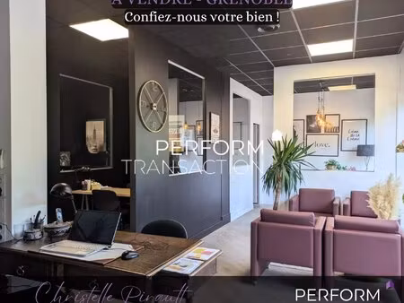 local commercial - boulevard clemenceau