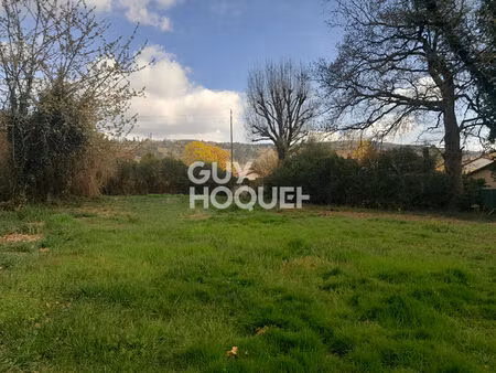 terrain plat à jasseron de 870 m²