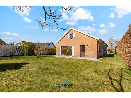 huis te koop in nazareth-de pinte met 3 slaapkamers