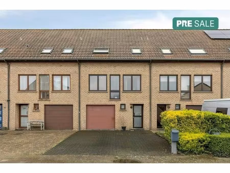 huis te koop in merksem met 3 slaapkamers