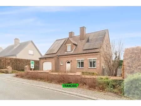 huis te koop in zottegem met 3 slaapkamers