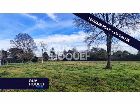 terrain 1100 m2 libre de constructeur