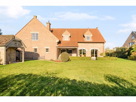 huis te koop in lennik met 4 slaapkamers