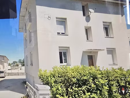 location appartement 3 pièces 70 m2 à la motte-servolex