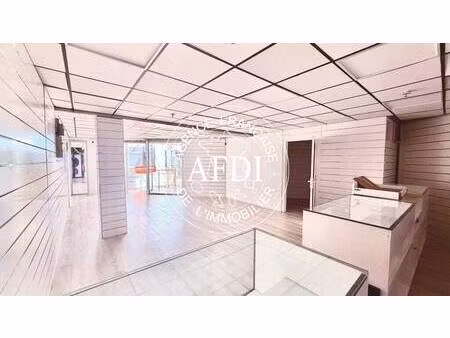 local commercial à louer