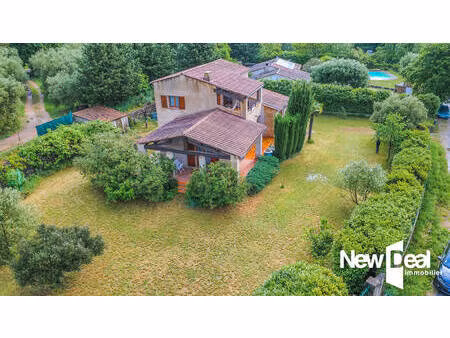 vente maison 4 pièces 132 m² seillans (83440)